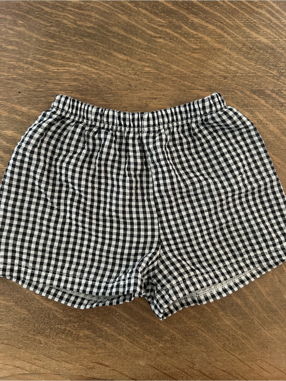 Black & White Gingham Women’s Elastic Waist Shorts